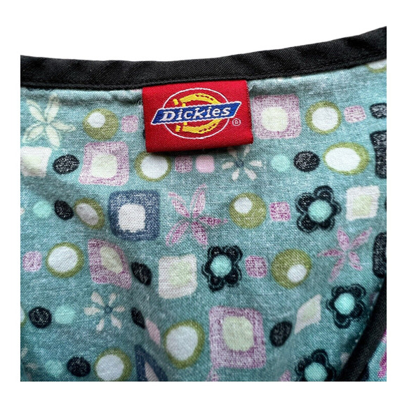 Dickies V Neck Cotton Scrub Top Pockets Womens XS Mulicolor Dots Flowers Nursing - Picture 8 of 14